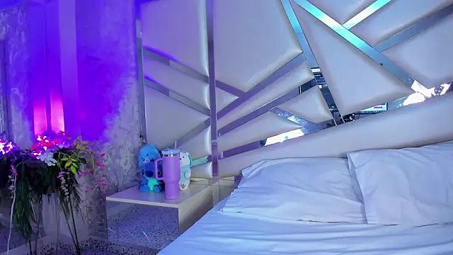 Miia002 online show from 16, 4, 2026