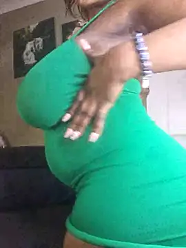 Bustygoddess32 online show from 15, 3, 2025