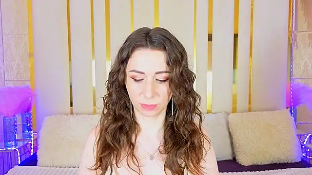 KimmmLi online show from 17, 4, 2026