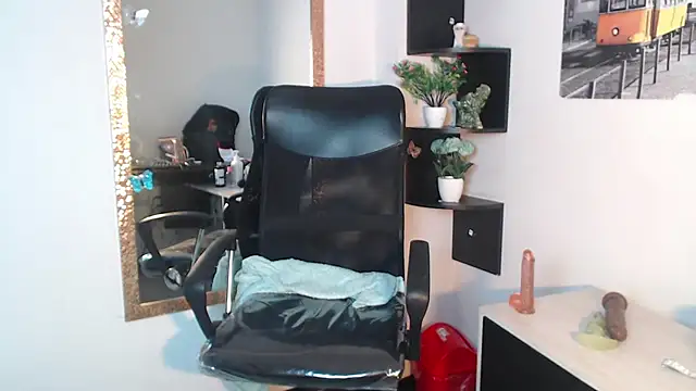 Prety Nany online show from 3, 1, 2025