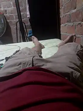 Snapshot of SwiggedThaw chatting on 15, 9, 2025 SwiggedThaw online show from 15, 9, 2025