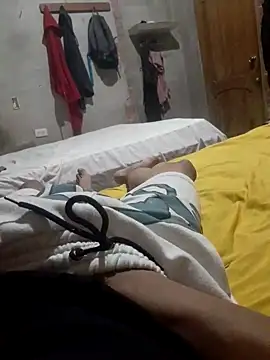 Snapshot of SwiggedThaw chatting on 19, 9, 2025 SwiggedThaw online show from 19, 9, 2025