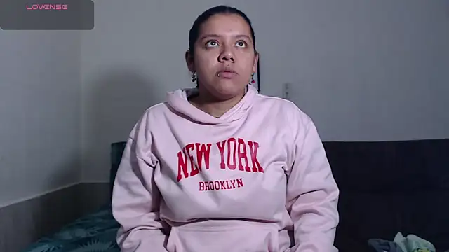 agata 22 online show from 20, 4, 2026