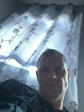 Arthur2288xh online show from 25, 4, 2026