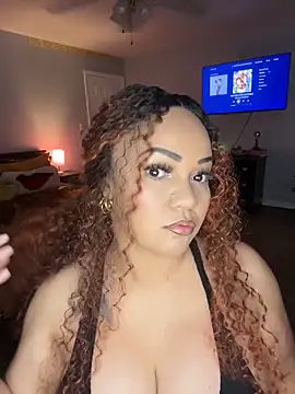 Snapshot of DestineeJayde chatting on 27, 4, 2026 DestineeJayde online show from 27, 4, 2026