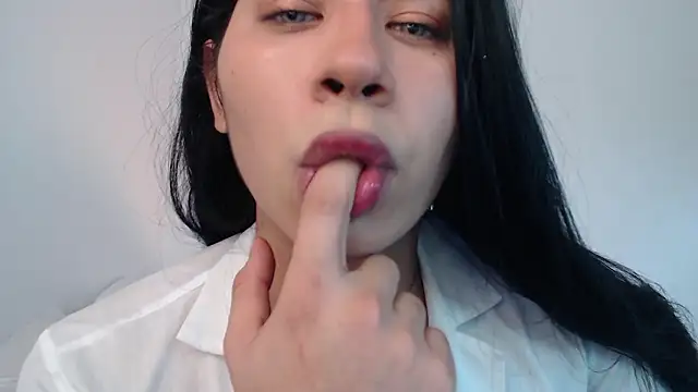 Moon Foxxy online show from 8, 3, 2026