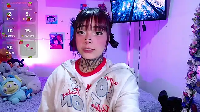 mia catt05 online show from 24, 7, 2026