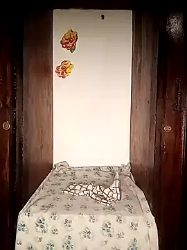 The-Peach-Flexer online show from 26, 9, 2025