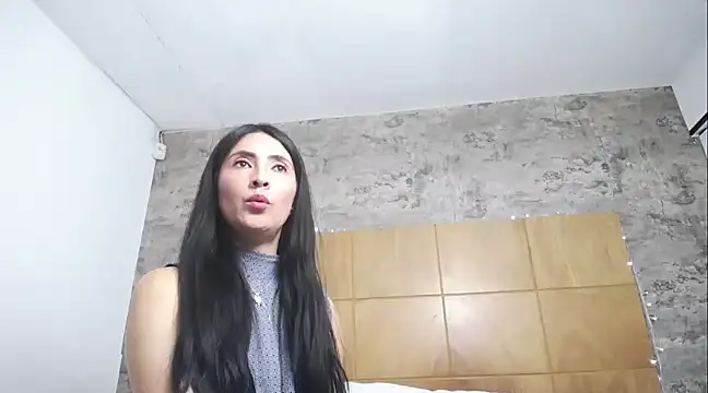 JainaRogers online show from 5, 3, 2025