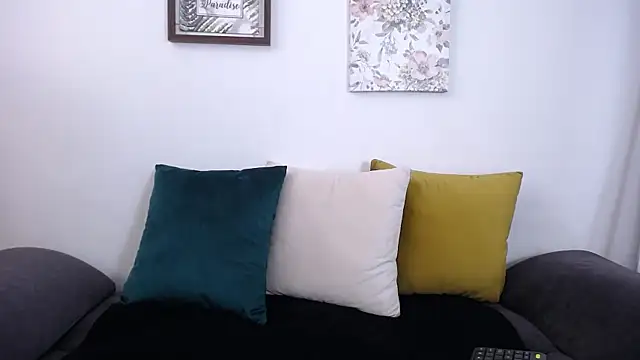 JainaRogers online show from 24, 4, 2026