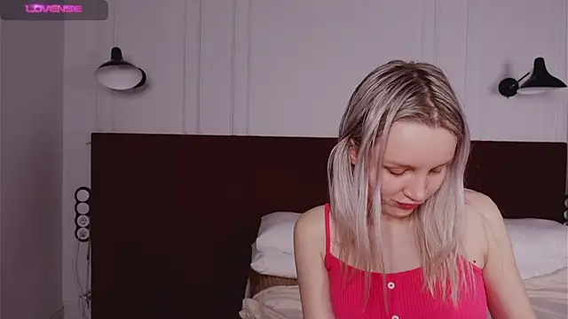 Snapshot of Beatrica_Klein chatting on 24, 2, 2025 Beatrica Klein online show from 24, 2, 2025