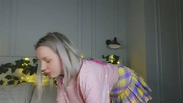 Snapshot of Beatrica_Klein chatting on 22, 3, 2025 Beatrica Klein online show from 22, 3, 2025