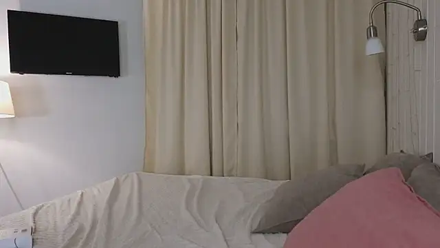 Snapshot of Beatrica_Klein chatting on 10, 10, 2025 Beatrica Klein online show from 10, 10, 2025