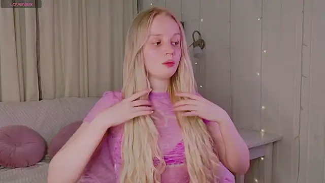 Beatrica Klein online show from 16, 4, 2026