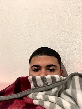 Casal Safado  online show from 6, 10, 2025