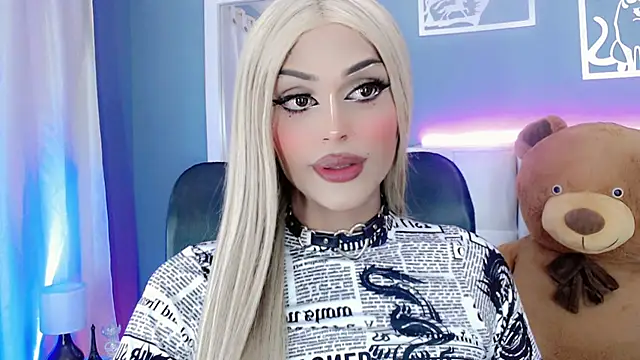 Snapshot of amal_baddell chatting on 22, 1, 2025 amal baddell online show from 22, 1, 2025