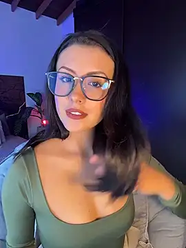 EmaSaenz online show from 27, 9, 2025