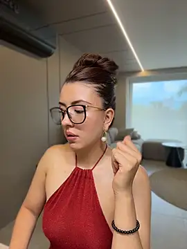 EmaSaenz online show from 25, 5, 2026