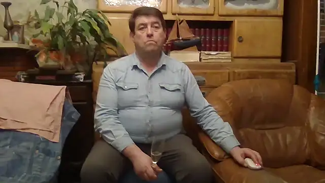 sympatrique online show from 11, 2, 2025