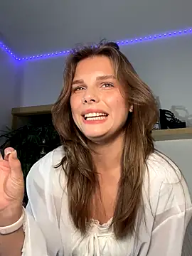 Snapshot of HumbleJess chatting on 6, 10, 2025 HumbleJess online show from 6, 10, 2025