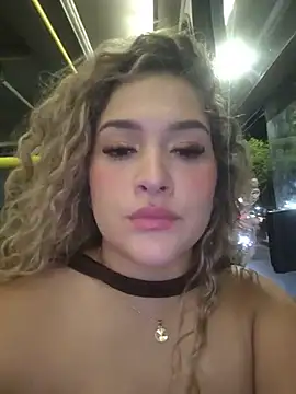 Sara smiiith211 online show from 11, 7, 2026