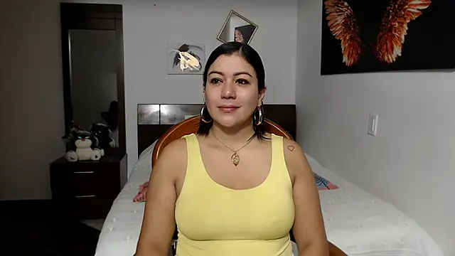 EmilyPeytonn online show from 25, 2, 2025