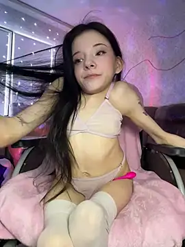 MiniSophiaa online show from 20, 1, 2025