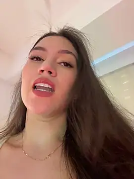 Amelia Rouse online show from 21, 4, 2026