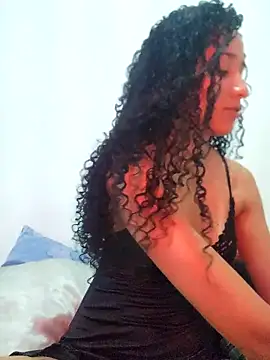 lessaeumesma8 online show from 30, 9, 2025