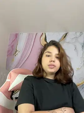 Lia sex69 online show from 8, 3, 2025