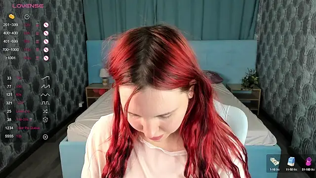 Snapshot of Stacy_Luv chatting on 5, 2, 2025 Stacy Luv online show from 5, 2, 2025