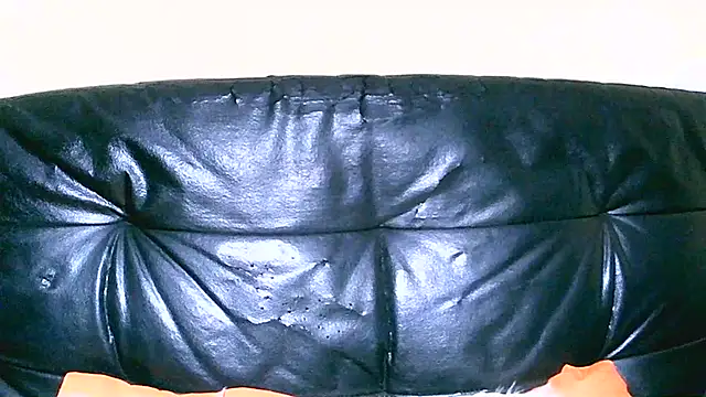 Bustypillows online show from 25, 7, 2026