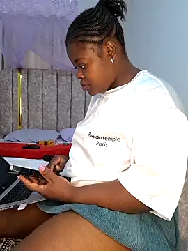 Snapshot of catehorny chatting on 27, 9, 2025 catehorny online show from 27, 9, 2025