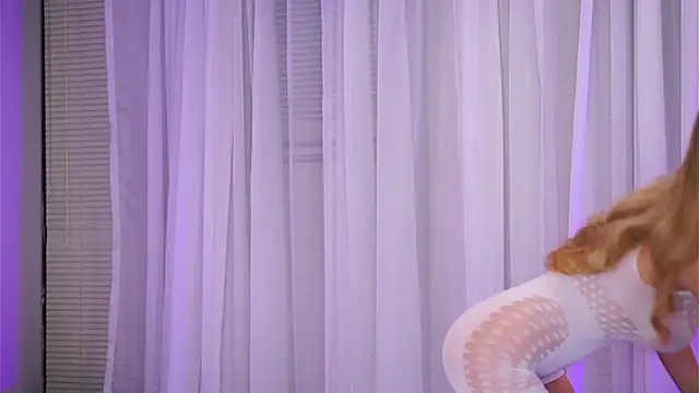 Snapshot of NicoleSarahX chatting on 8, 12, 2024 NicoleSarahX online show from 8, 12, 2024