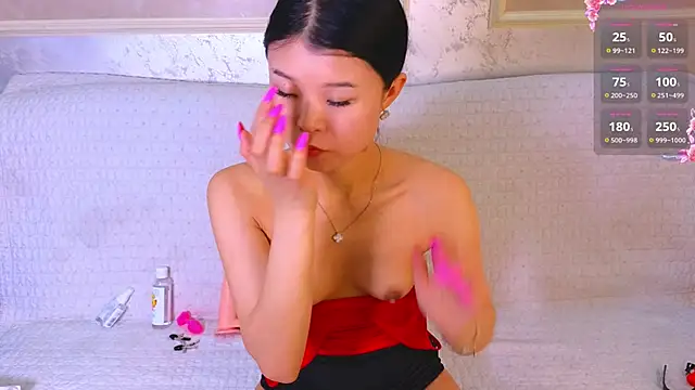 Snapshot of Tina_Kim_ chatting on 30, 5, 2026 Tina Kim online show from 30, 5, 2026