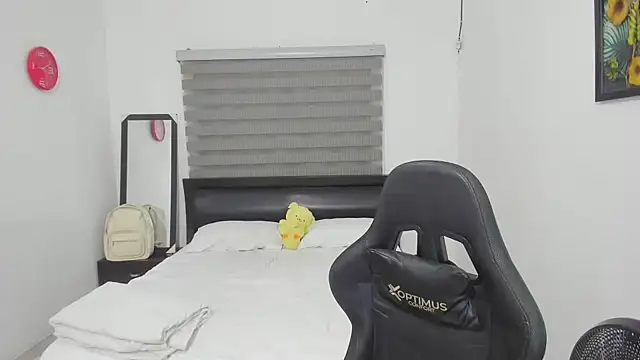 Snapshot of corzoethan chatting on 19, 2, 2026 corzoethan online show from 19, 2, 2026