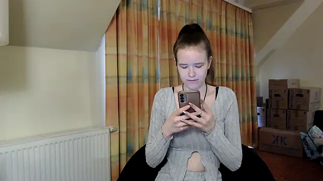 Snapshot of Princess-Lilly chatting on 6, 1, 2025 Princess-Lilly online show from 6, 1, 2025