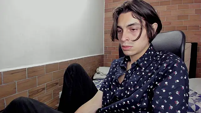 MIKE HUNTER7 online show from 5, 1, 2025