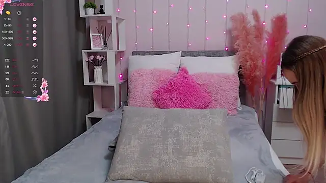 Snapshot of PornoGirlX chatting on 6, 2, 2025 PornoGirlX online show from 6, 2, 2025