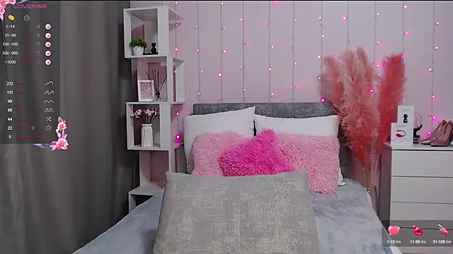 Snapshot of PornoGirlX chatting on 2, 3, 2025 PornoGirlX online show from 2, 3, 2025