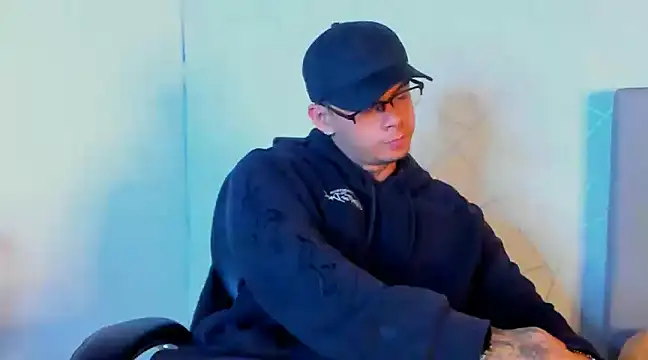 NoahhBrown online show from 29, 1, 2025