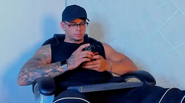 NoahhBrown online show from 29, 1, 2025