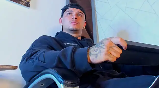 NoahhBrown online show from 12, 3, 2025