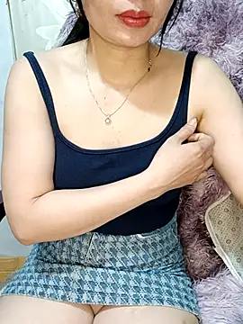 Blythe 69 online show from 14, 2, 2026