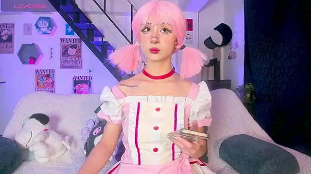 Snapshot of MonxxsLove chatting on 11, 2, 2026 MonxxsLove online show from 11, 2, 2026