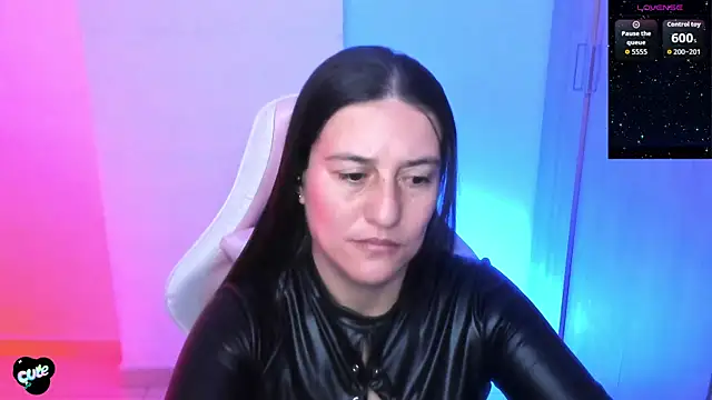 Saskyaa online show from 6, 6, 2026
