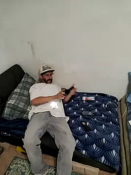 Snapshot of LongDickZee562 chatting on 1, 12, 2025 LongDickZee562 online show from 1, 12, 2025