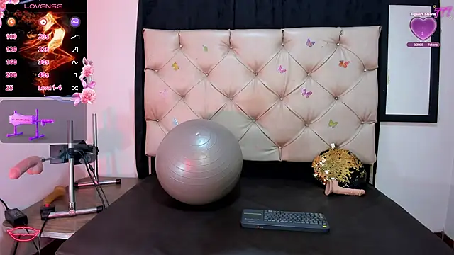 cleopatraa online show from 3, 3, 2026