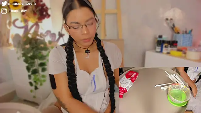 Nicolemorelli2 online show from 20, 9, 2025