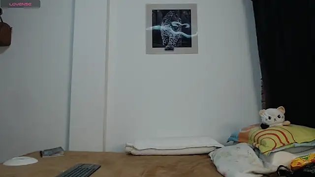  Alice Horny Gh online show from 20, 4, 2026